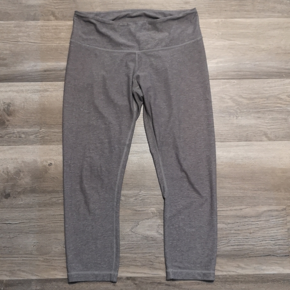 lululemon leggings, size 8, grey